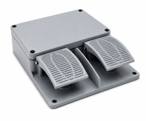 Wyłącznik nożny podwójny YDT1-16 2x1NO/1NC 10A przełącznik metal  2xON-(ON)